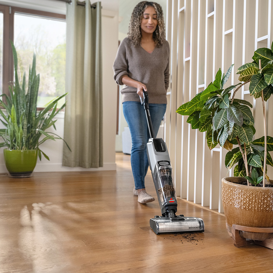 POWERFUL CORDLESS CLEANING